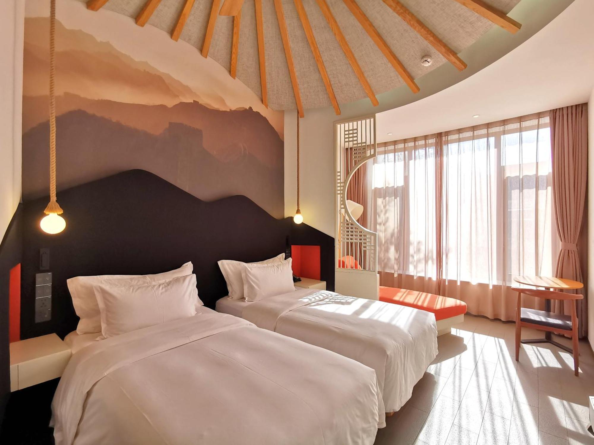 Jinshanling Great Wall Hotel 承徳市 エクステリア 写真