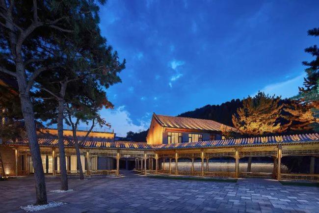 Jinshanling Great Wall Hotel 承徳市 エクステリア 写真