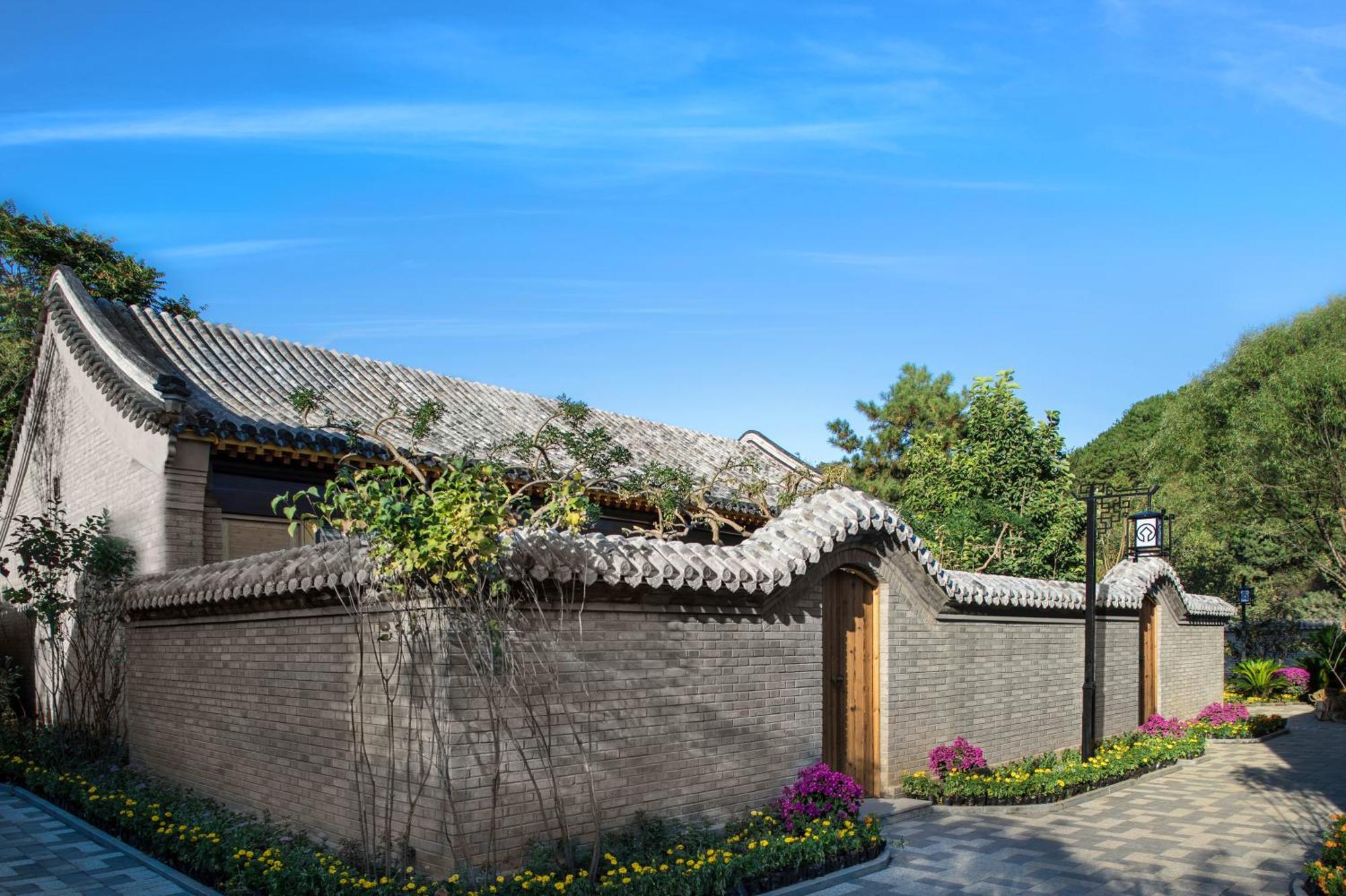 Jinshanling Great Wall Hotel 承徳市 エクステリア 写真