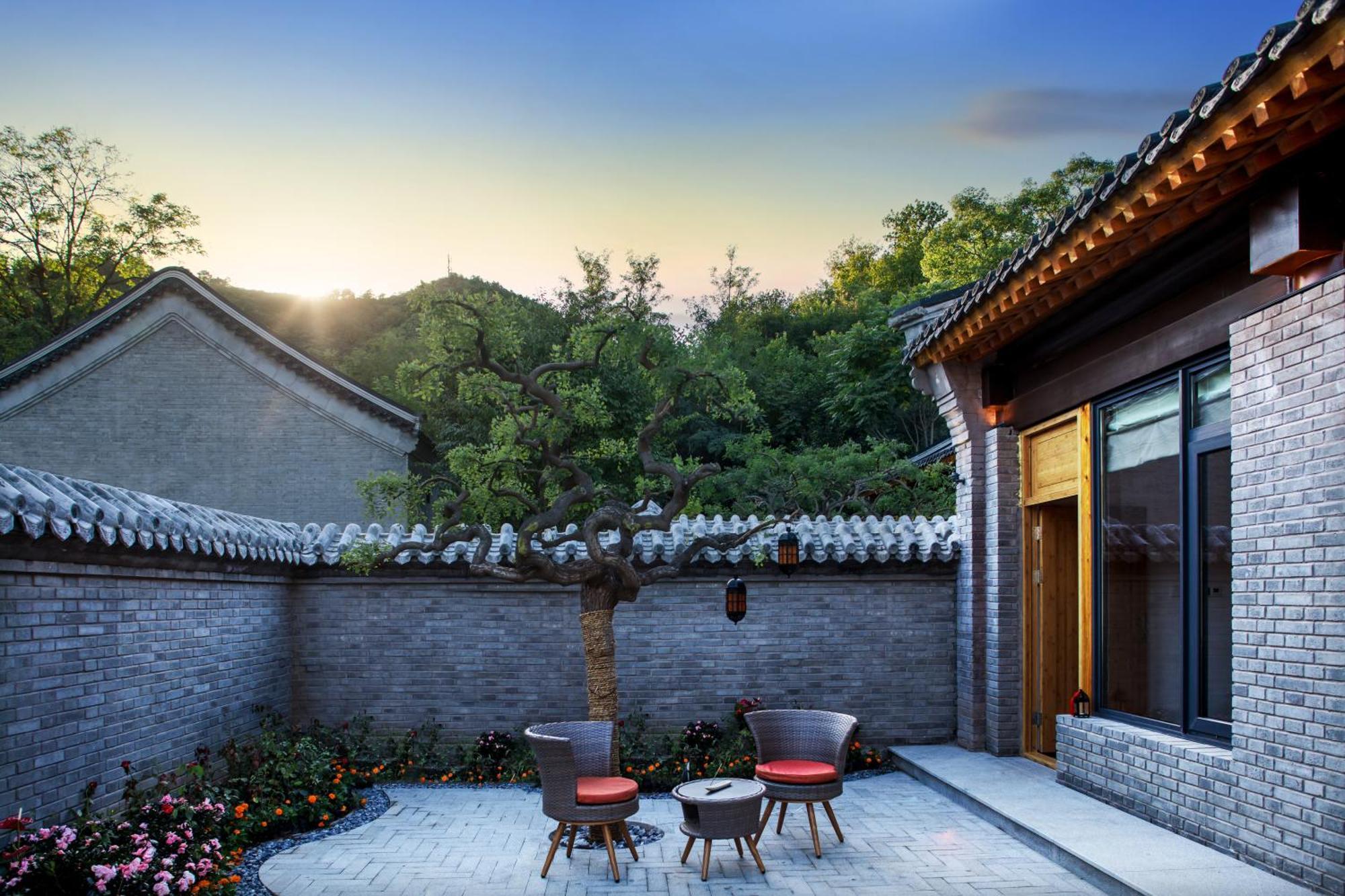 Jinshanling Great Wall Hotel 承徳市 エクステリア 写真