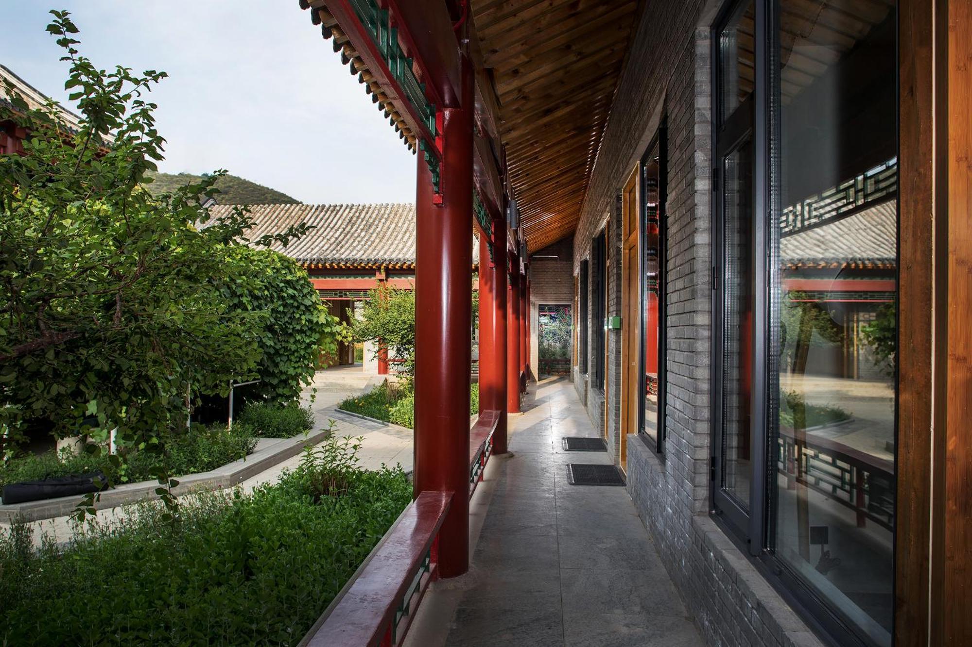 Jinshanling Great Wall Hotel 承徳市 エクステリア 写真