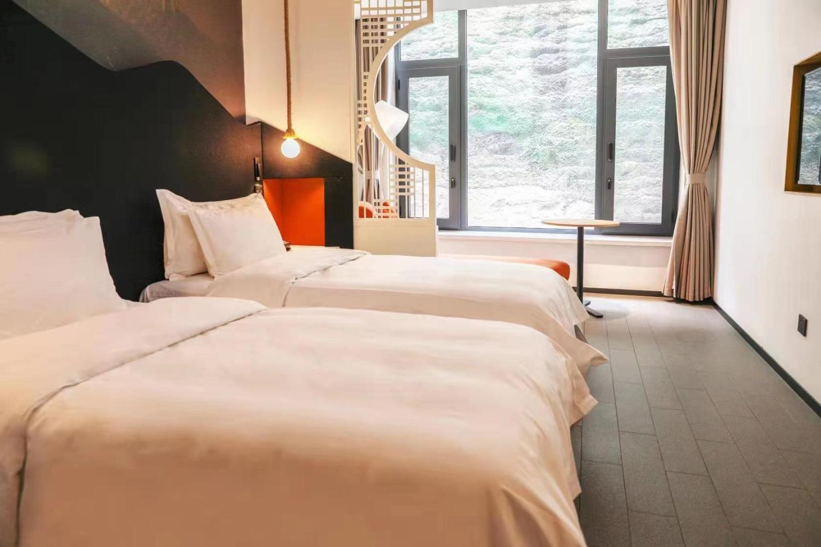 Jinshanling Great Wall Hotel 承徳市 エクステリア 写真